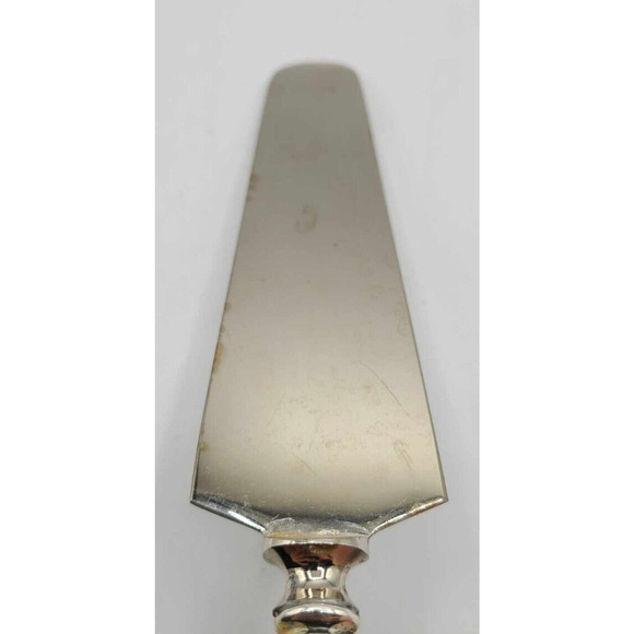 Antique Hammered Sterling Silver Handle Pie Server. Marked & Monogrammed 'A' - Picture 10 of 11